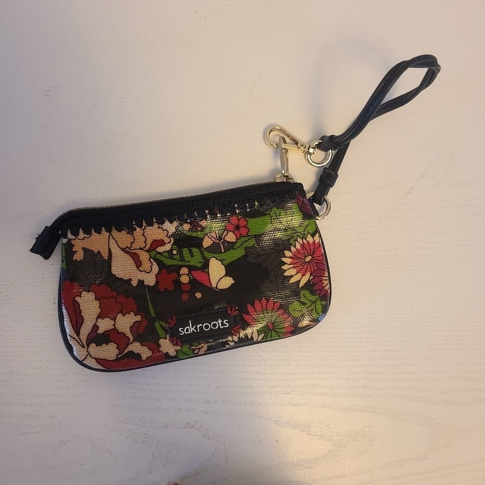 SAKROOTS Mini Wristlet Purse or coint purse